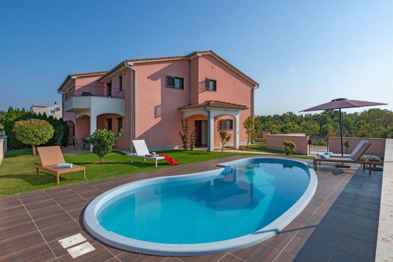Ferienhaus Joy Ližnjan Exteriér fotografie