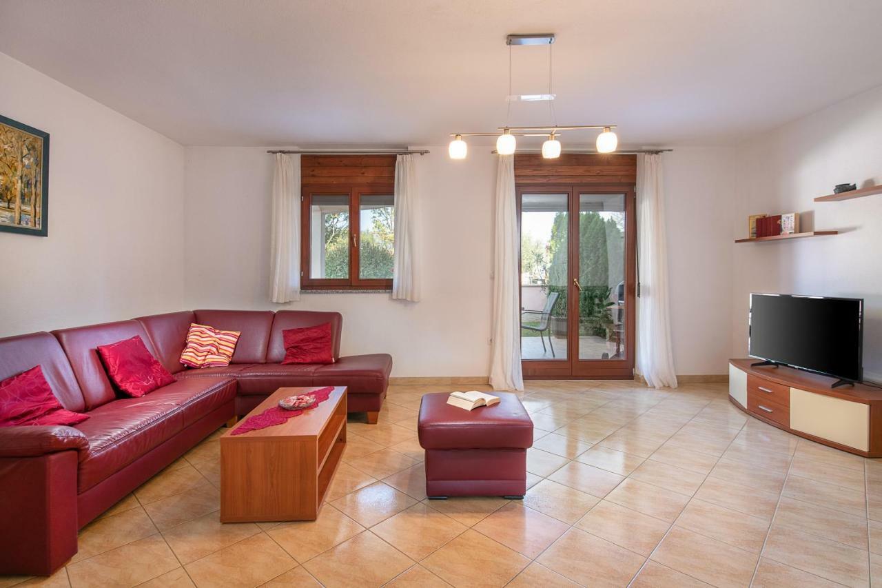 Ferienhaus Joy Ližnjan Exteriér fotografie
