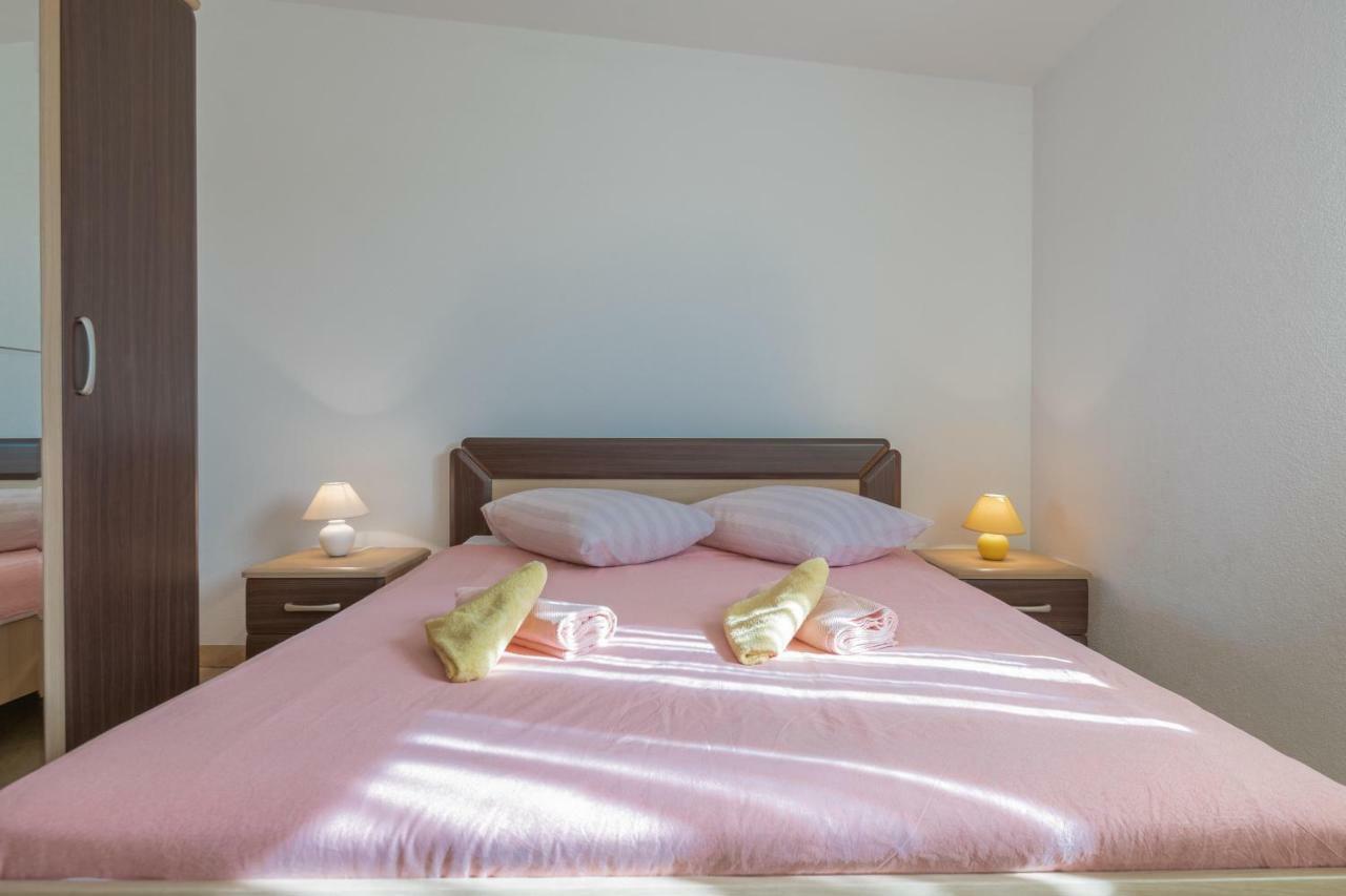 Ferienhaus Joy Ližnjan Exteriér fotografie